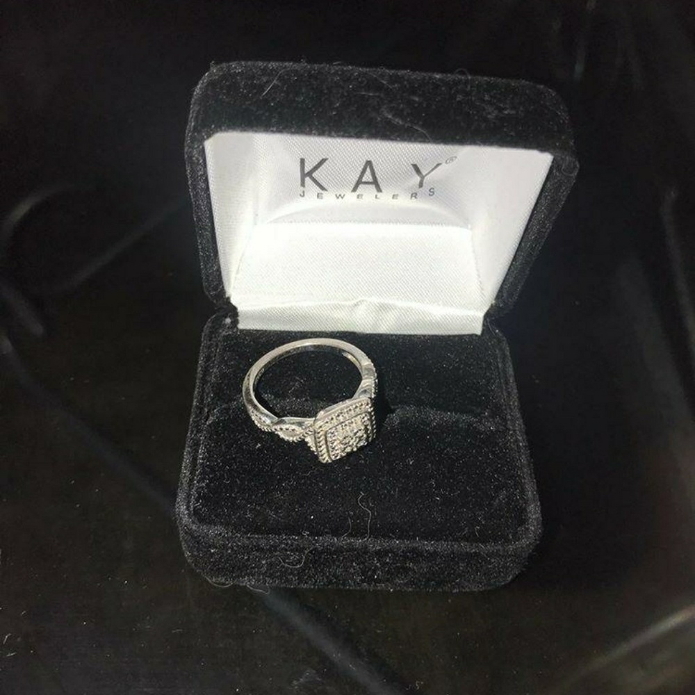 Kay Jewelers ring